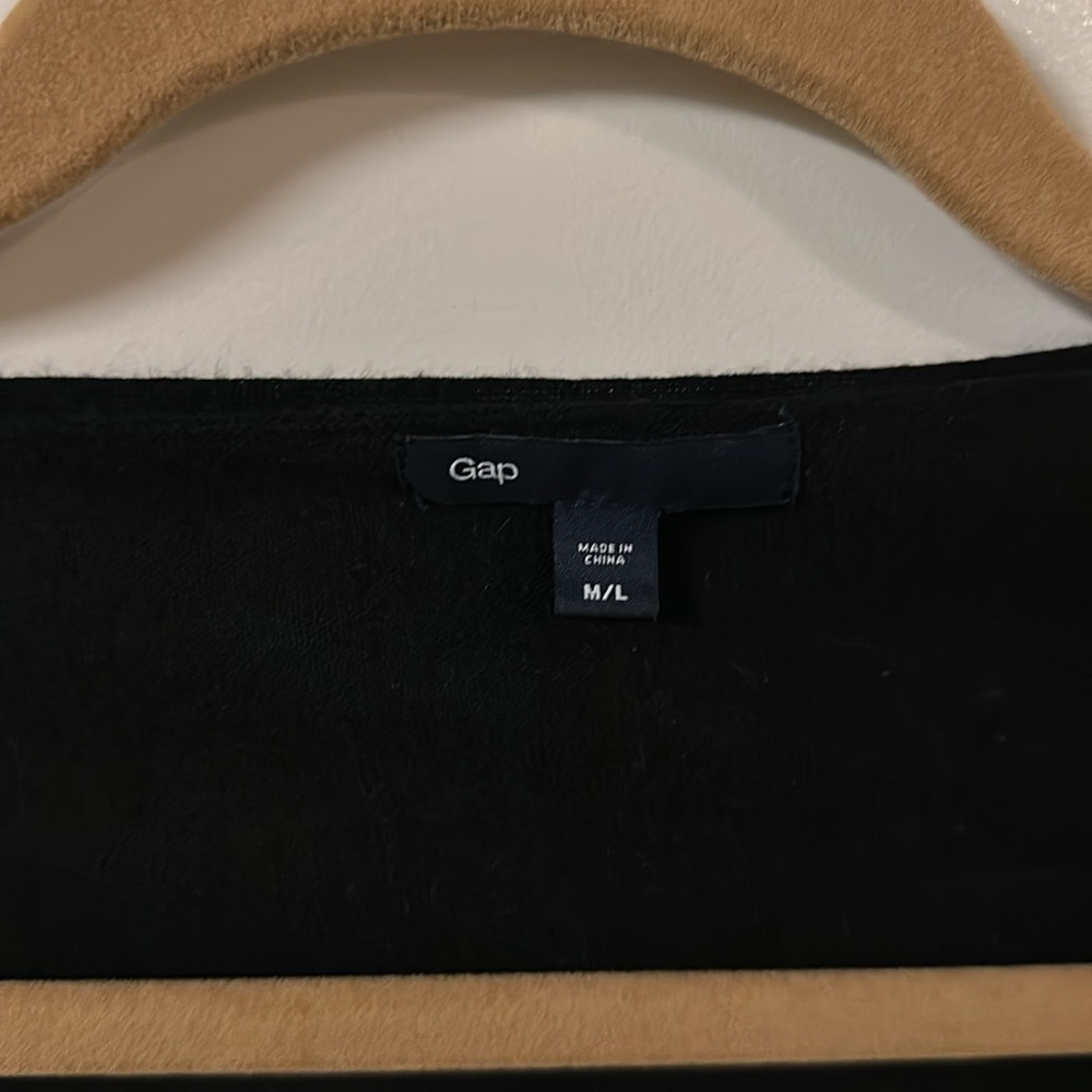 Cropped black top with linen blend - Picture 2 of 4